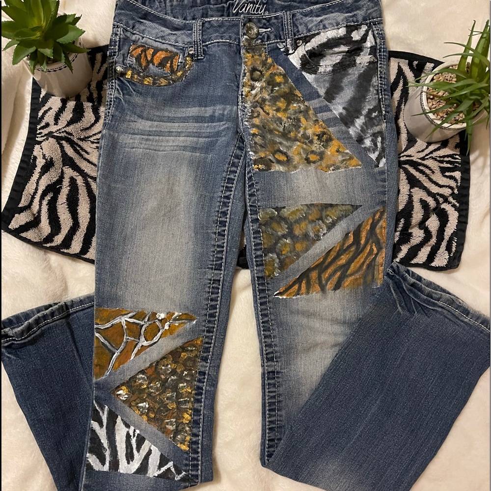 Animal Kingdom Painted Jeans.